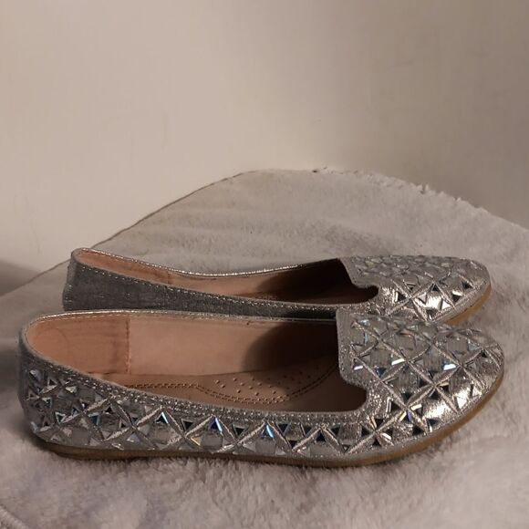 Link Comfort Silver Embellished Women's Flats - Picture 5 of 6